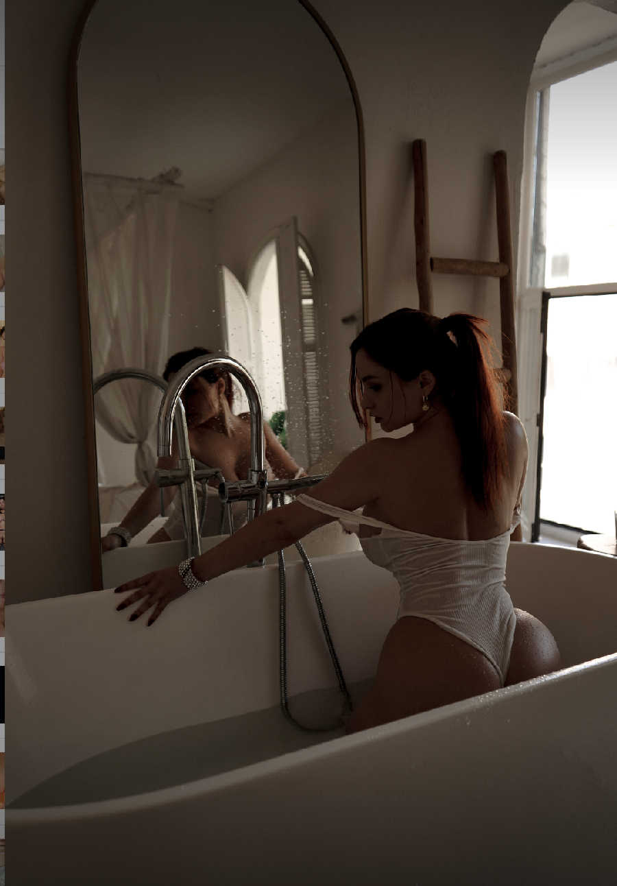 A playful frame from Miranda Faith nude — online in Hong Kong