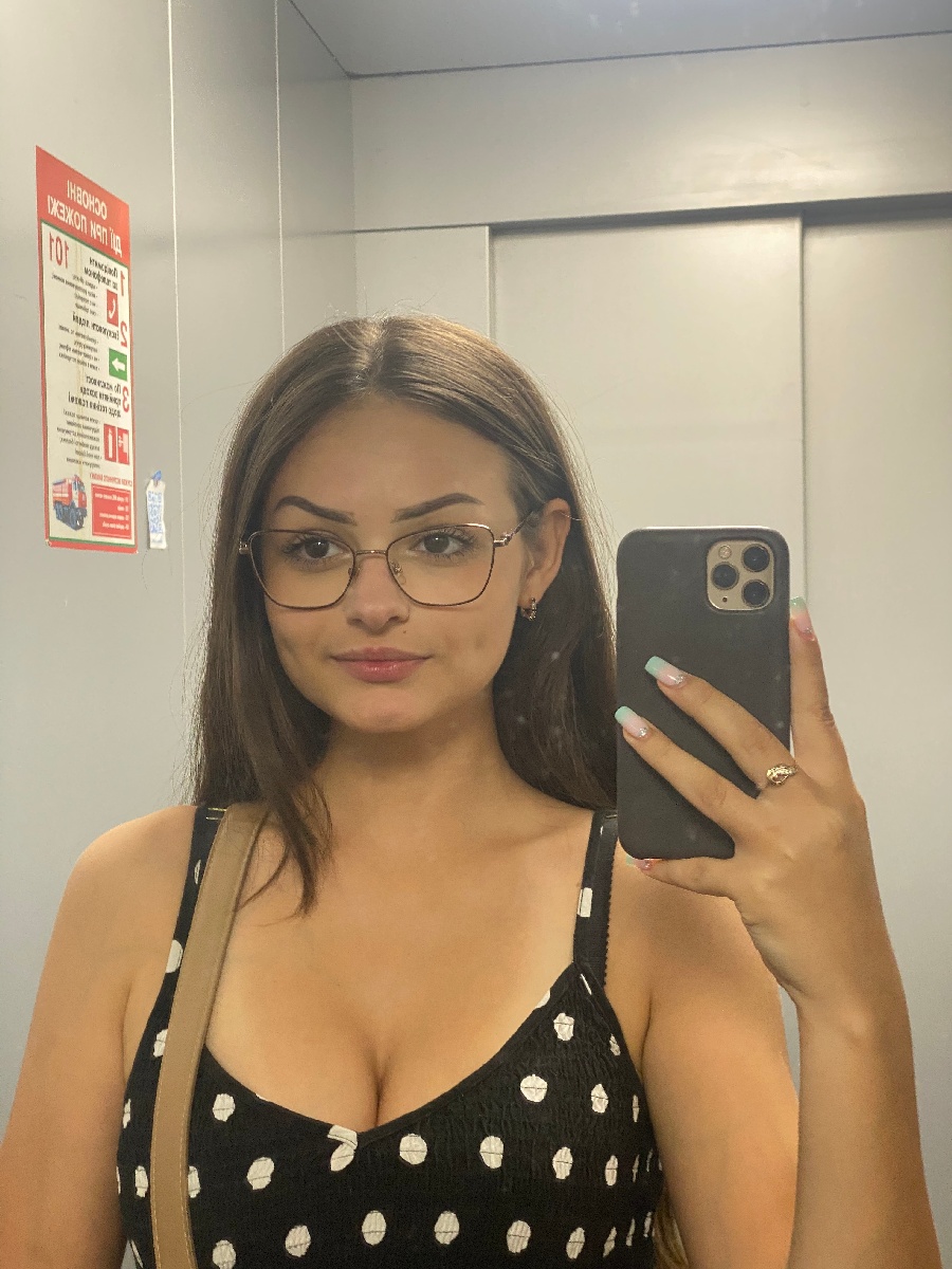 Sexy model Stacy in Hong Kong