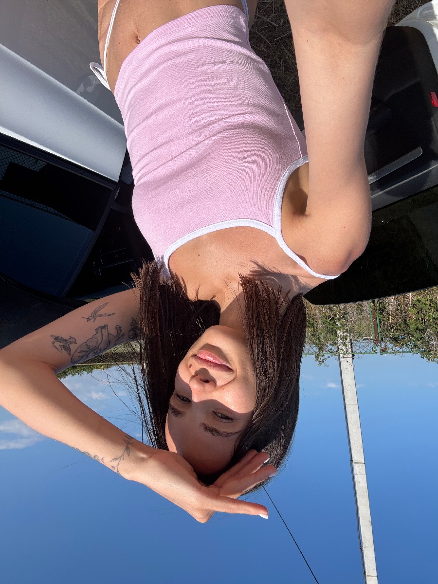 Sexy model Tina in Hong Kong